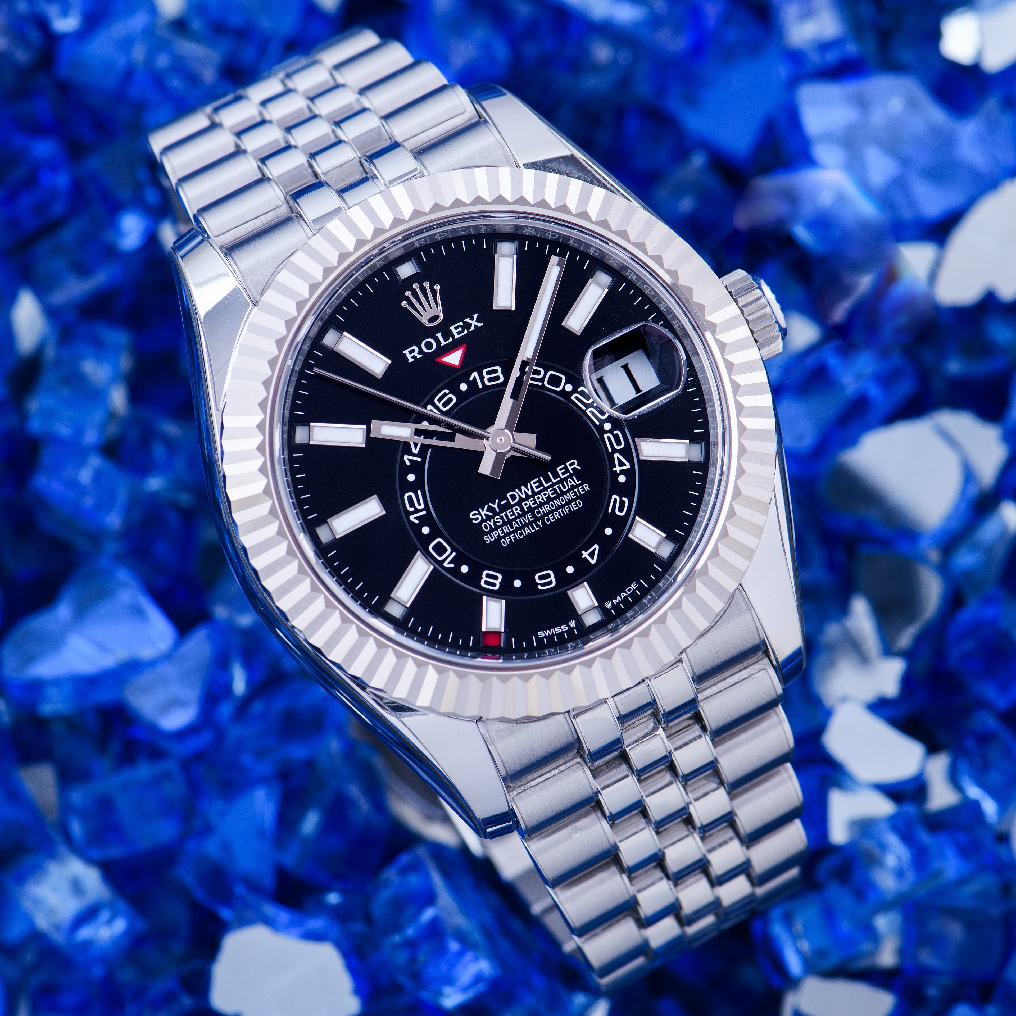 Explore all watches